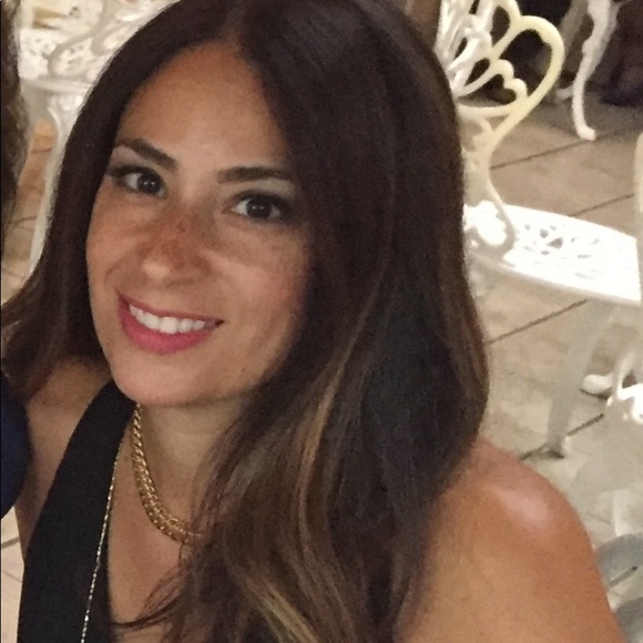 Meet your Posher, Karen - Picture 1 of 1